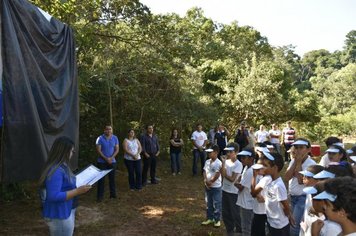 Foto - Evento oficializa APP da nascente modelo de Agudos