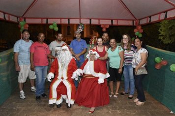 Foto - Festa de natal em Domélia
