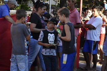 Foto - Festa de natal em Domélia