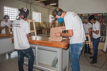 Foto - Curso da Escola Municipal de Marcenaria