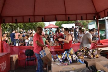 Foto - Festa de natal em Domélia