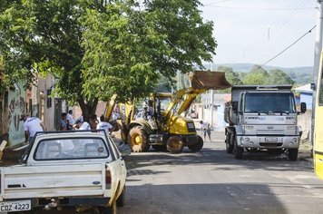 Foto - Prefeitura de Agudos realiza Mutirão de Limpeza no Jardim São Vicente