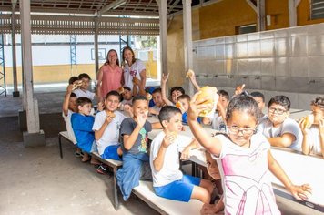 Foto - Prefeitura de Agudos serve Lanche Especial para cerca de 8 mil alunos das escolas municipais e estaduais 