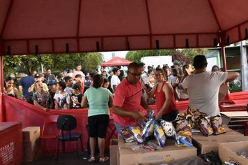 Foto - Festa de natal em Domélia