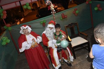 Foto - Festa de natal em Domélia