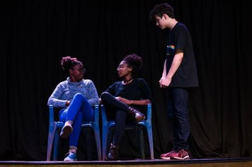 Foto - Oficina de teatro - Circo de teatro Tubinho