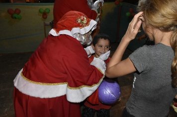 Foto - Festa de natal em Domélia