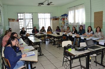 ​ Professores da rede municipal de ensino de Agudos recebem capacitação do Sistema Sesi