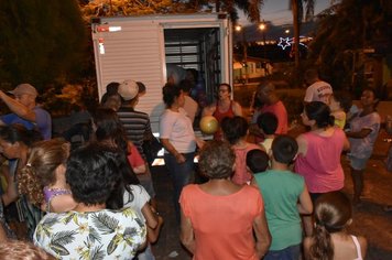 Crianças de Domélia tiveram Festa de Natal com distribuição de presentes e visita do Casal Noel
