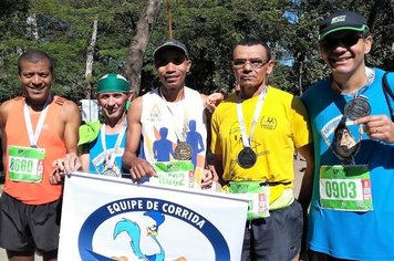 Equipe Papa-Léguas Agudos participa da SP City Marathon