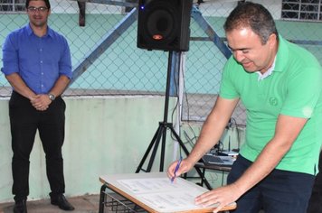 Prefeito Altair dá início à reforma da escola SMAT em Agudos