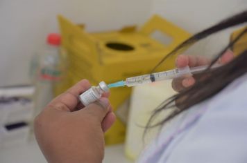 Agudos inicia vacinação de adolescentes entre 15 e 17 anos nesta terça