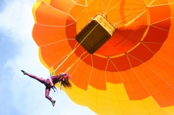 Espetáculo de dança em balão a 20 metros de altura será neste sábado, em Agudos