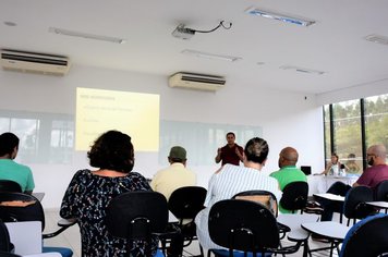 Meio Ambiente promove palestra com produtores rurais de Agudos sobre raiva animal