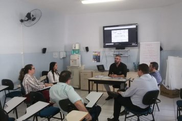 Programa Emprega Agudos é modelo para cidade da região