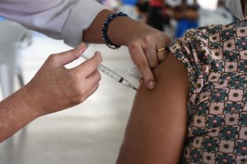 Vacinação para idosos com 62 anos ou mais começa nesta terça-feira (4) em Agudos