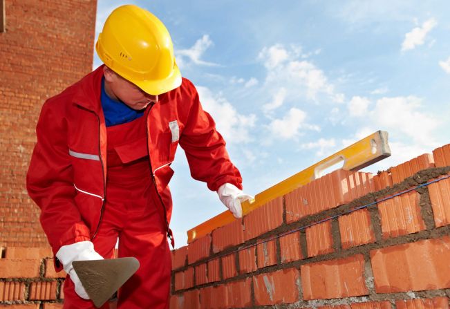 Prefeitura oferece Curso Gratuito de Pedreiro