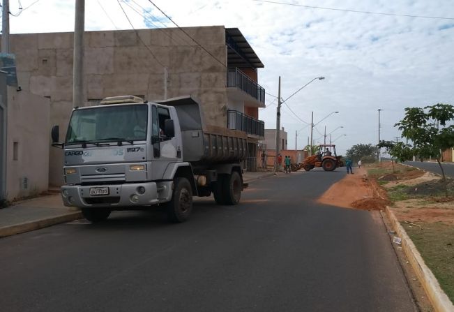 Prefeitura segue realizando serviços no Residencial Bem Viver, após limpeza geral no Parque Pampulha