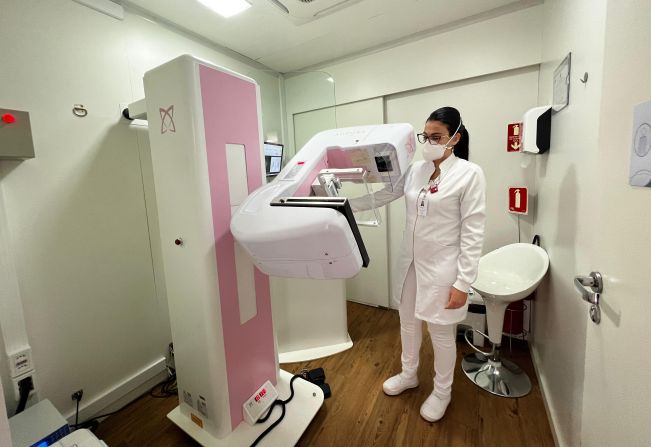 Carreta da Mamografia realizou 542 exames em Agudos