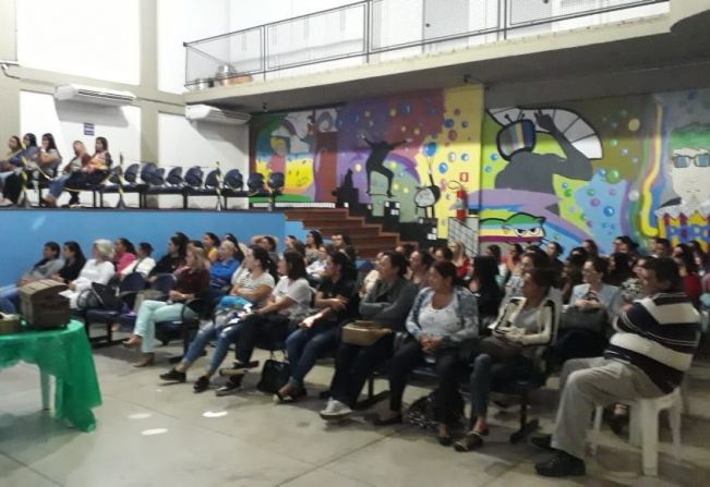 Professores da Prefeitura recebem capacitação oferecida pelo SESI