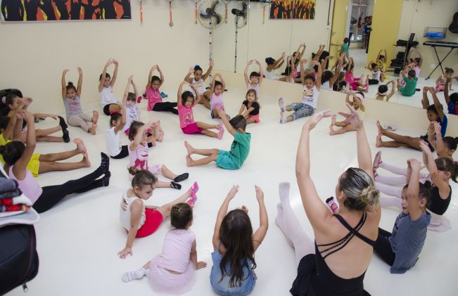 Prefeitura de Agudos implanta aulas de Ballet e Vôlei Adaptado