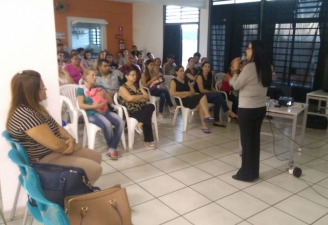 Prefeitura promove palestra para pais de alunos na EMEI Anésia Bigarelli