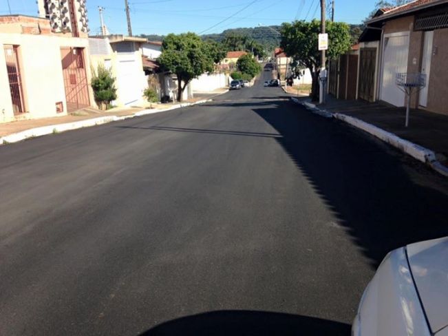 Prefeitura realiza recapeamento em mais de 40 mil m² em Agudos