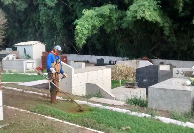 Finados terá horário normal em Agudos para limpeza e visitas
