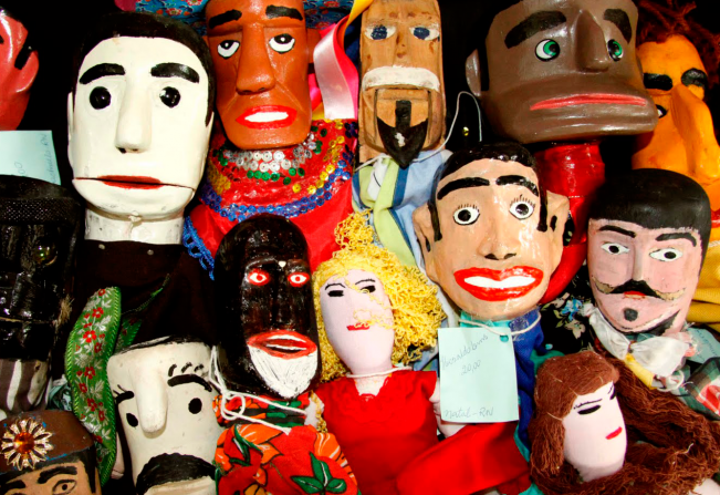 Duratex e Prefeitura promovem Oficina Gratuita de construção e manipulação de bonecos de madeira