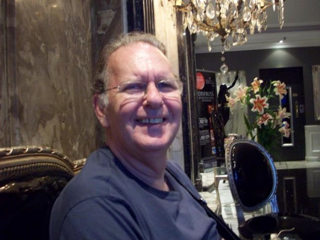 Escritor Dirceu Bombonatti estará em Agudos nesta quarta-feira