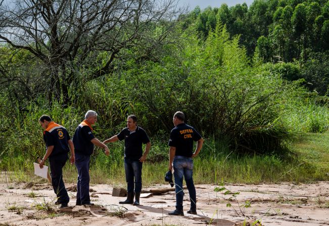 Defesa Civil do Estado visita locais que necessitam de novas pontes