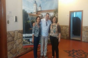 Agudos recebe visita da Associação Paulista dos Amigos da Arte