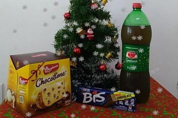 Prefeitura de Agudos entrega Kits Natalinos para alunos da Rede Municipal de Ensino