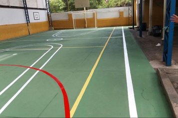 Prefeitura realiza reformas e pinturas nas quadras das escolas municipais