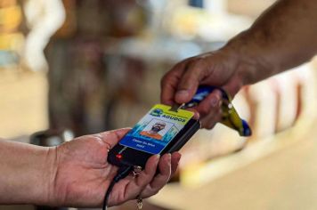 Prefeitura de Agudos inova com sistema de crachás para servidores 