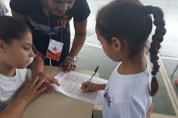 Escola Lydia Thiede faz eleição eletrônica para escolher Grêmio Estudantil