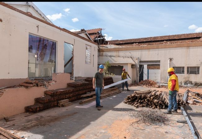 Começam obras de demolição para construção da nova Creche Dinapa