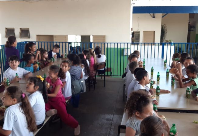 Semana das Crianças tem lanche especial nas escolas de Agudos