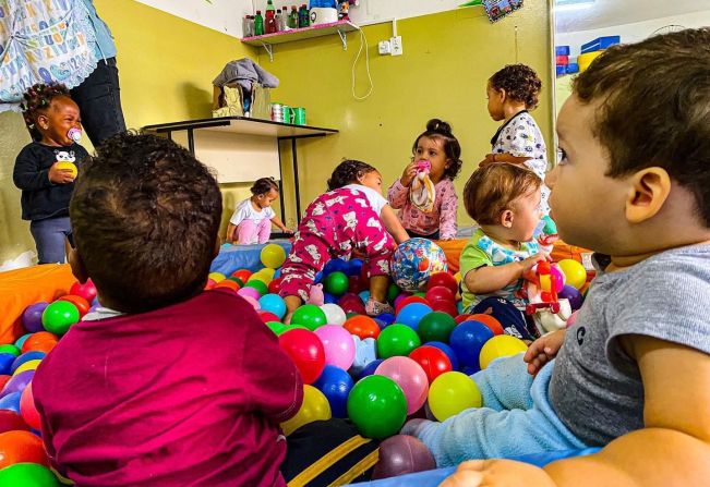 Alunos de creches e escolas em tempo integral de Agudos continuam frequentando a escola durante o recesso escolar de julho