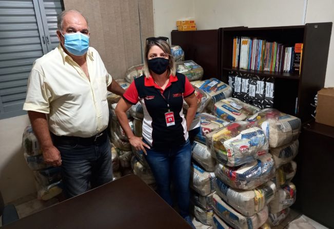 Empresa Digi-tron doa 100 cestas básicas para Agudos