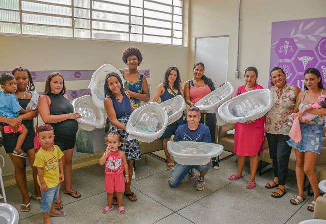 Entrega de kits para as mamães da Rede Gestar proporciona conforto e cuidado