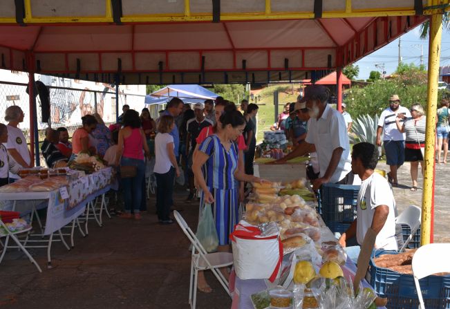 Após sucesso de lançamento, domingo tem nova edição da Feira da Estação em Agudos