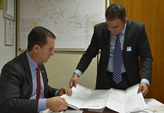 Prefeito Altair busca recursos em Brasília, através de ofícios com solicitações que somam mais de R$ 5 milhões para Agudos