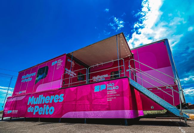 Carreta da Mamografia já está atendendo em Agudos