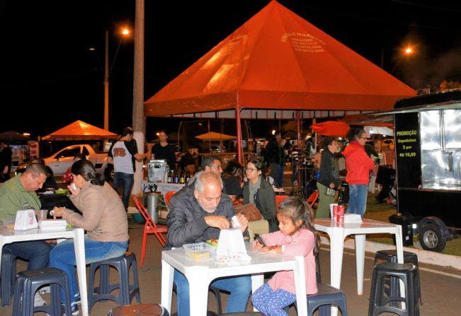 Feirinha da Lua de setembro marca inauguração da Casa do Artesão de Agudos